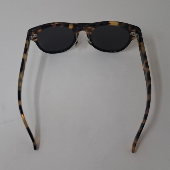 Gucci Sunglasses Tortoise Dark Gray Tint Round GG 1088/S  Y5QY1 51-22-150 - Picture 14 of 16